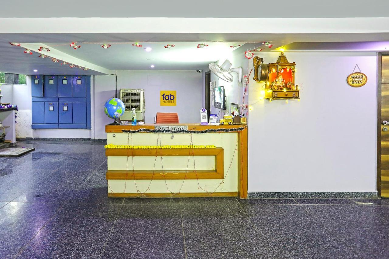Fabhotel White House Bnb - Nr Yashobhoomi Convention Centre Delhi  Extérieur photo