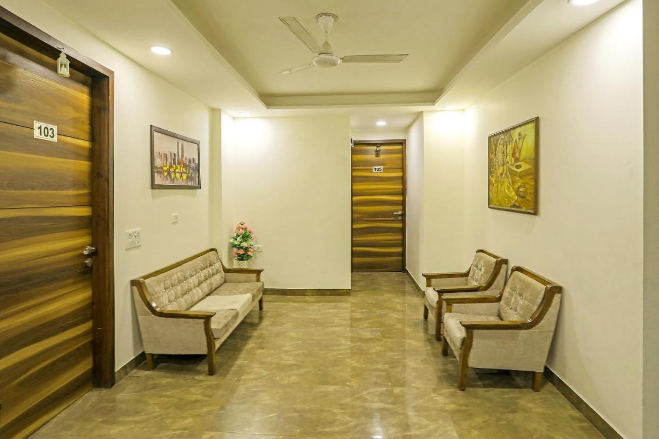 Fabhotel White House Bnb - Nr Yashobhoomi Convention Centre Delhi  Extérieur photo