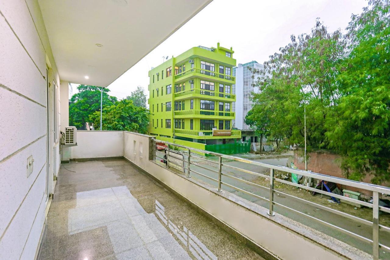 Fabhotel White House Bnb - Nr Yashobhoomi Convention Centre Delhi  Extérieur photo